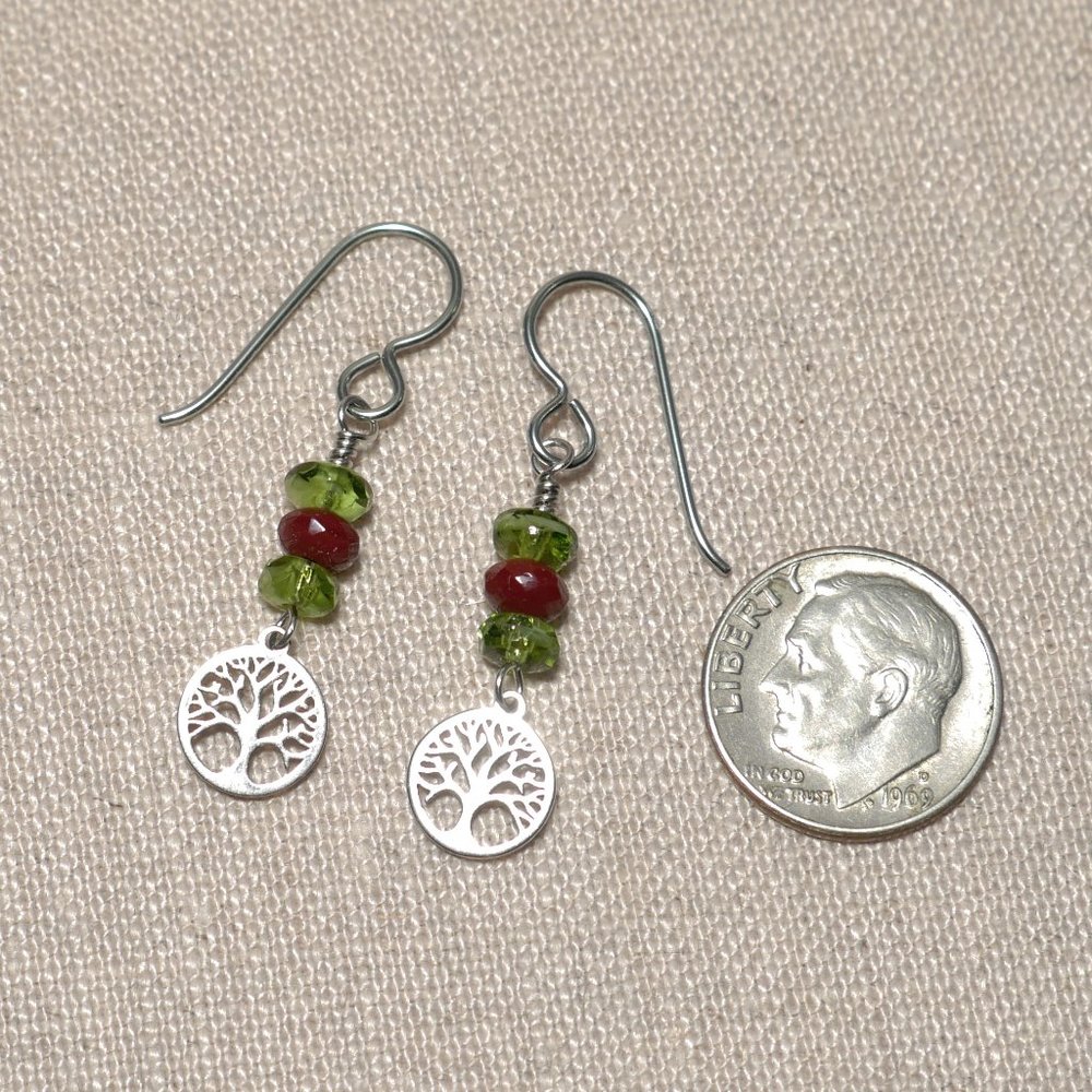 Hand Crafted Handmade Earrings Tree of Life with Red Green Czech Glass B… - Picture 3 of 4